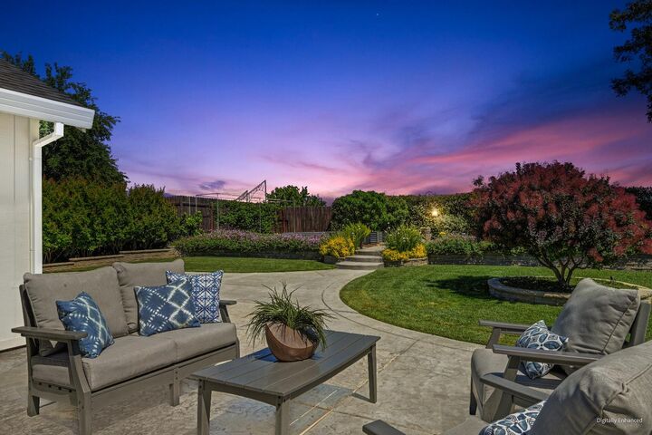 Property Photo:  1436 Vista Creek Drive  CA 95661 