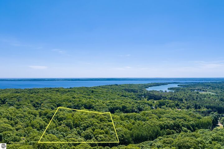 Property Photo: 10520 S Dalzell Road MI 49684