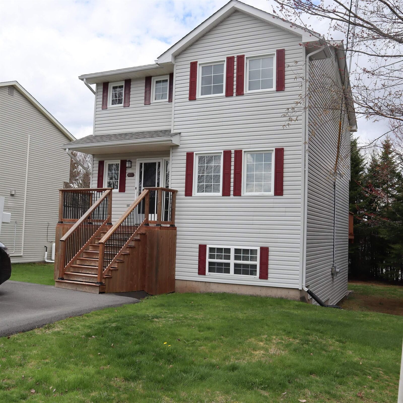 Property Photo:  185 Avenue Du Portage  NS B2X 3S3 