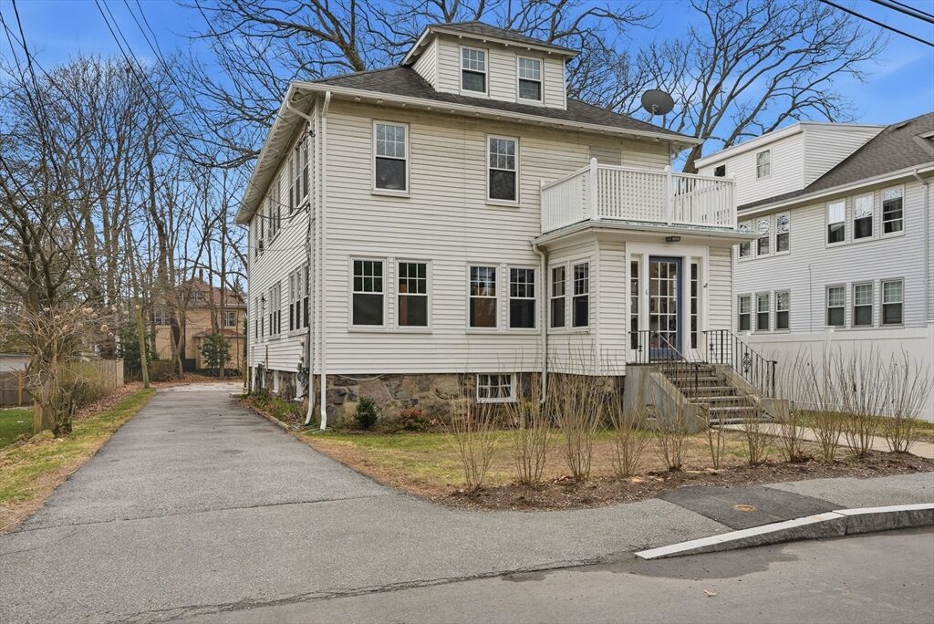 Property Photo:  6 Verndale Rd  MA 02186 