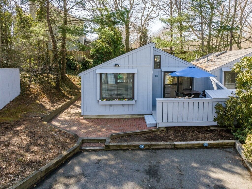 Property Photo:  251 Shore Dr D1  MA 02649 