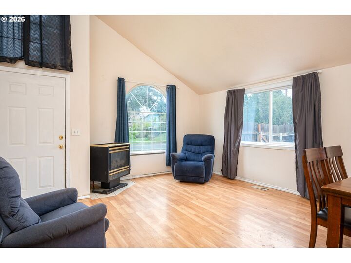 Property Photo: 8448 SE 89th Ave OR 97266