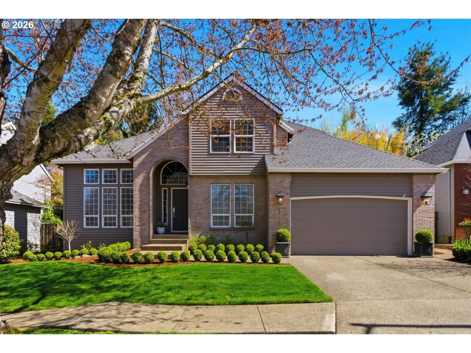 Property Photo:  19724 Bennington Ct  OR 97068 