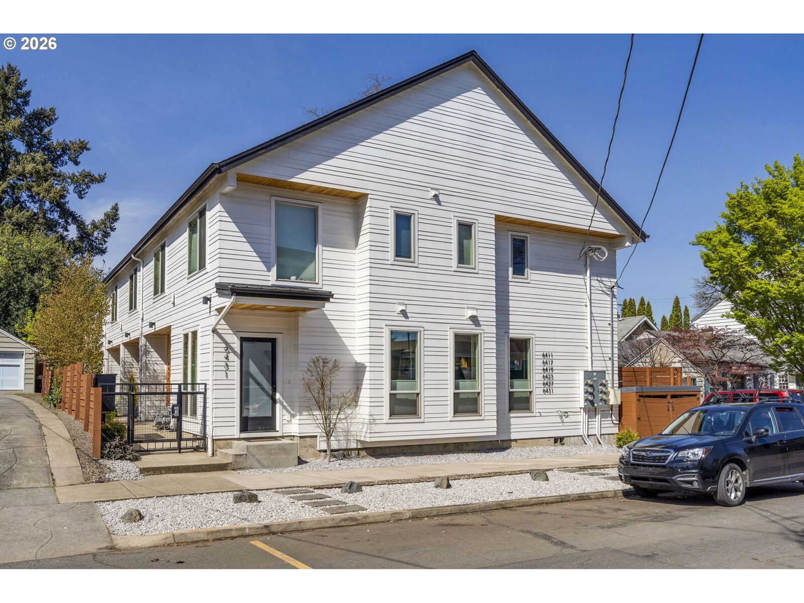 Property Photo:  6419 N Montana Ave  OR 97217 