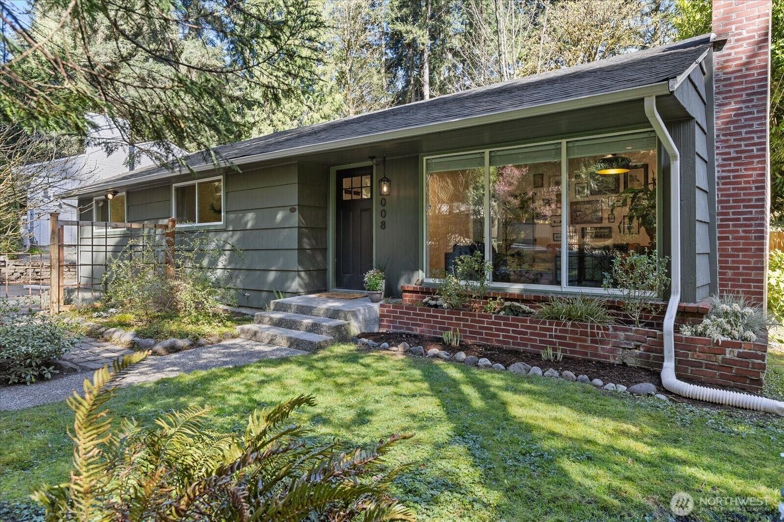 Property Photo: 3008 NE 178th Street WA 98155