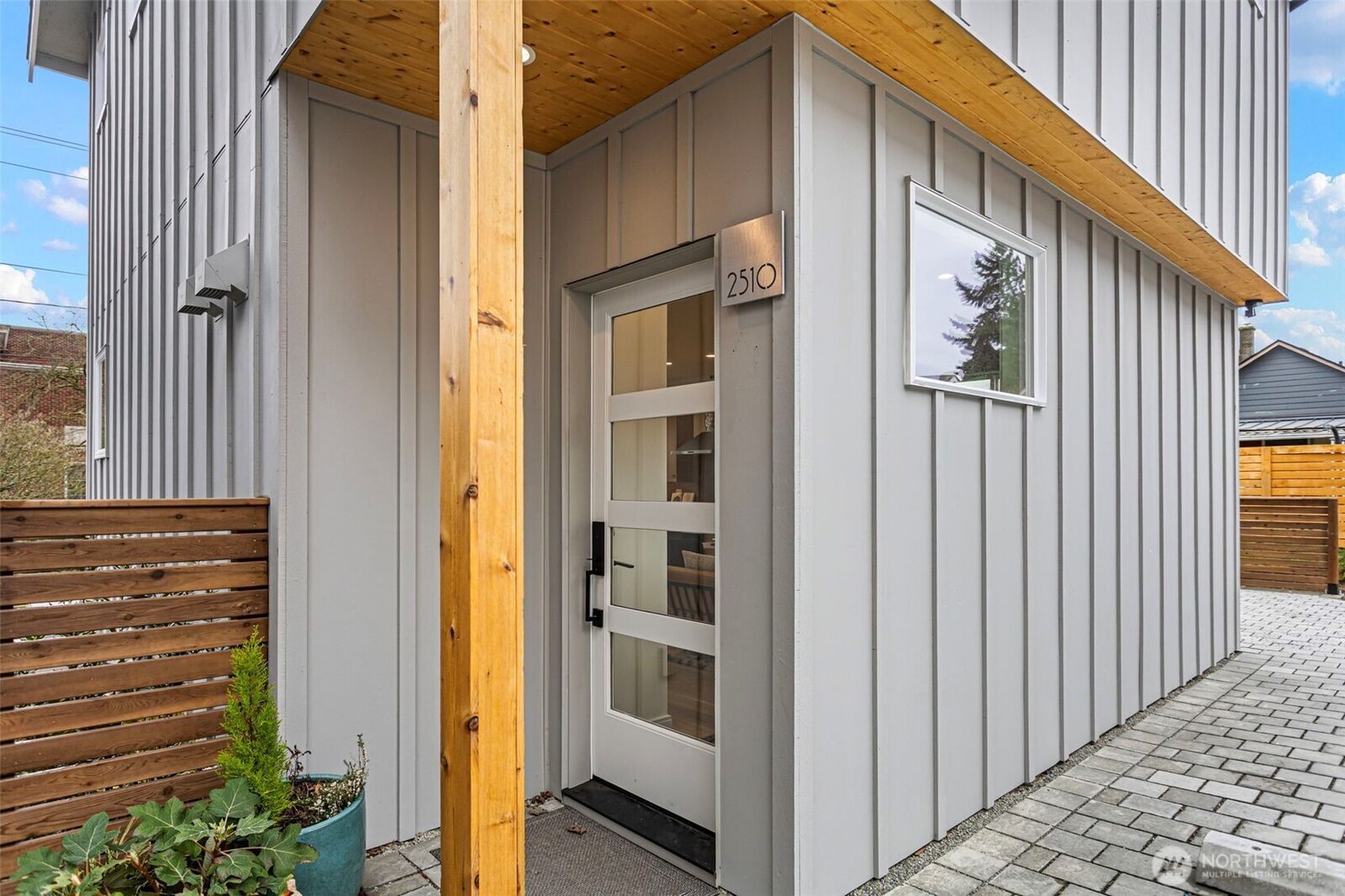 Property Photo:  2510 NW 80th Street  WA 98117 