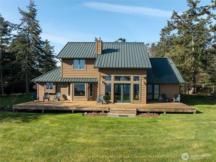 Property Photo: 403 Eliza Road WA 98261