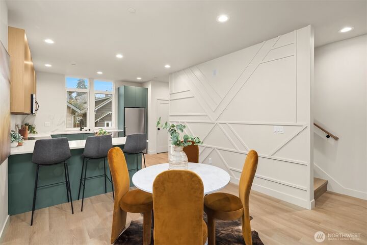 Property Photo:  1615 N 50th Street C  WA 98103 