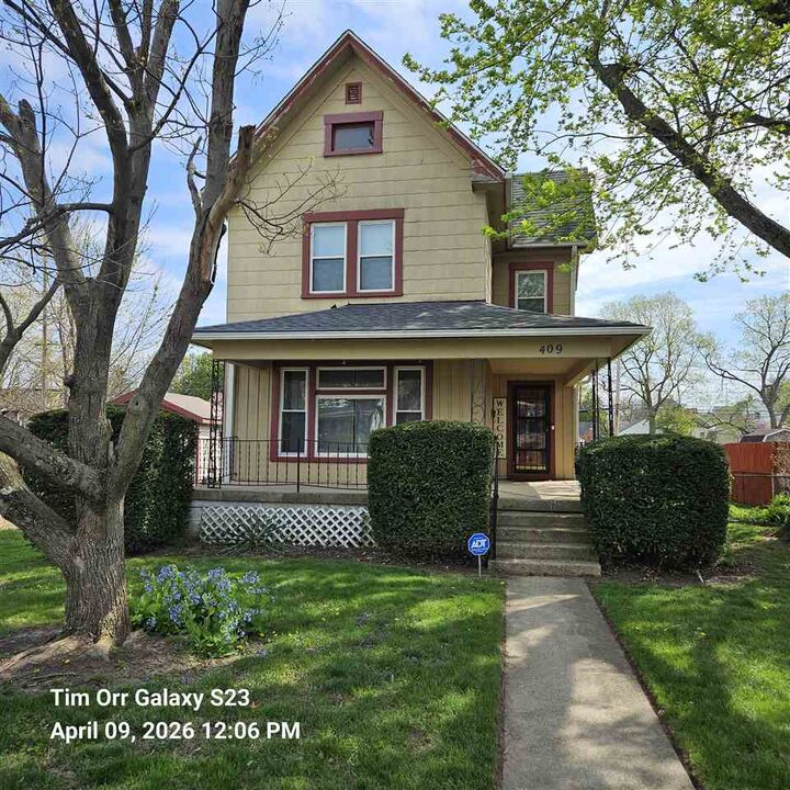 Property Photo:  409 SW 4th Street  IN 47374 