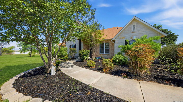 Property Photo:  126 Juniper Ln  TX 78006 