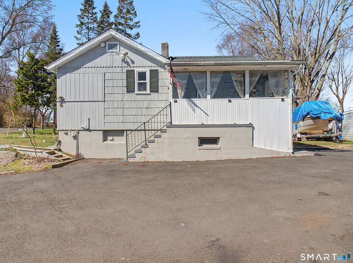 Property Photo:  6 Windy Hill Road  CT 06460 