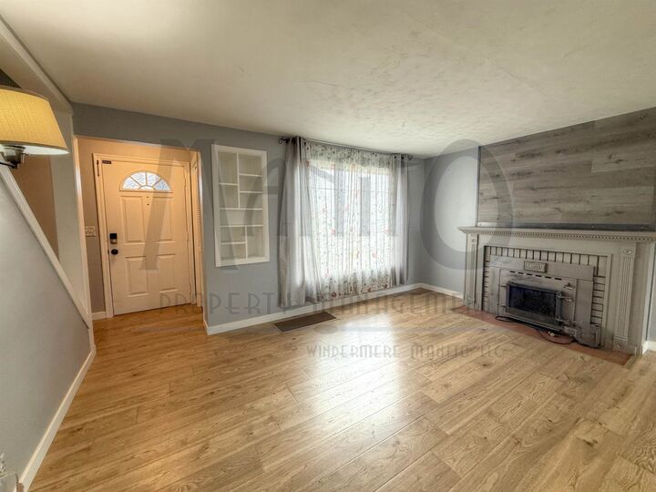 Property Photo:  2822 W Sanson Ave  WA 99205 