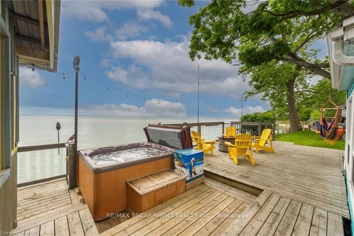 Property Photo:  2090 Lakeshore Road  ON N1A 2W8 