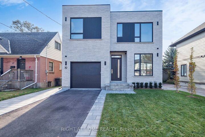 Property for sale — photo 1