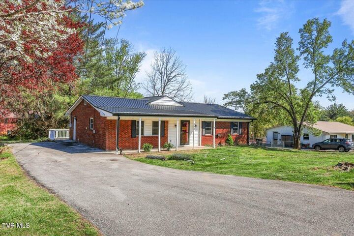 Property Photo:  146 Circleview Drive  TN 37615 