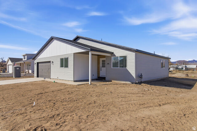 Property Photo:  376 S Maple Dr  UT 84654 