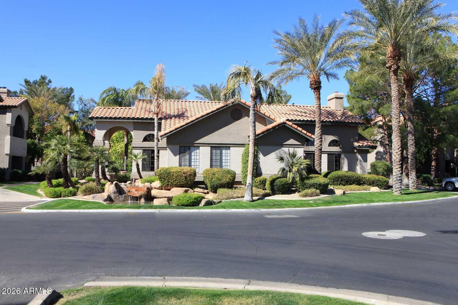 Property Photo:  9600 N 96th Street 202  AZ 85258 