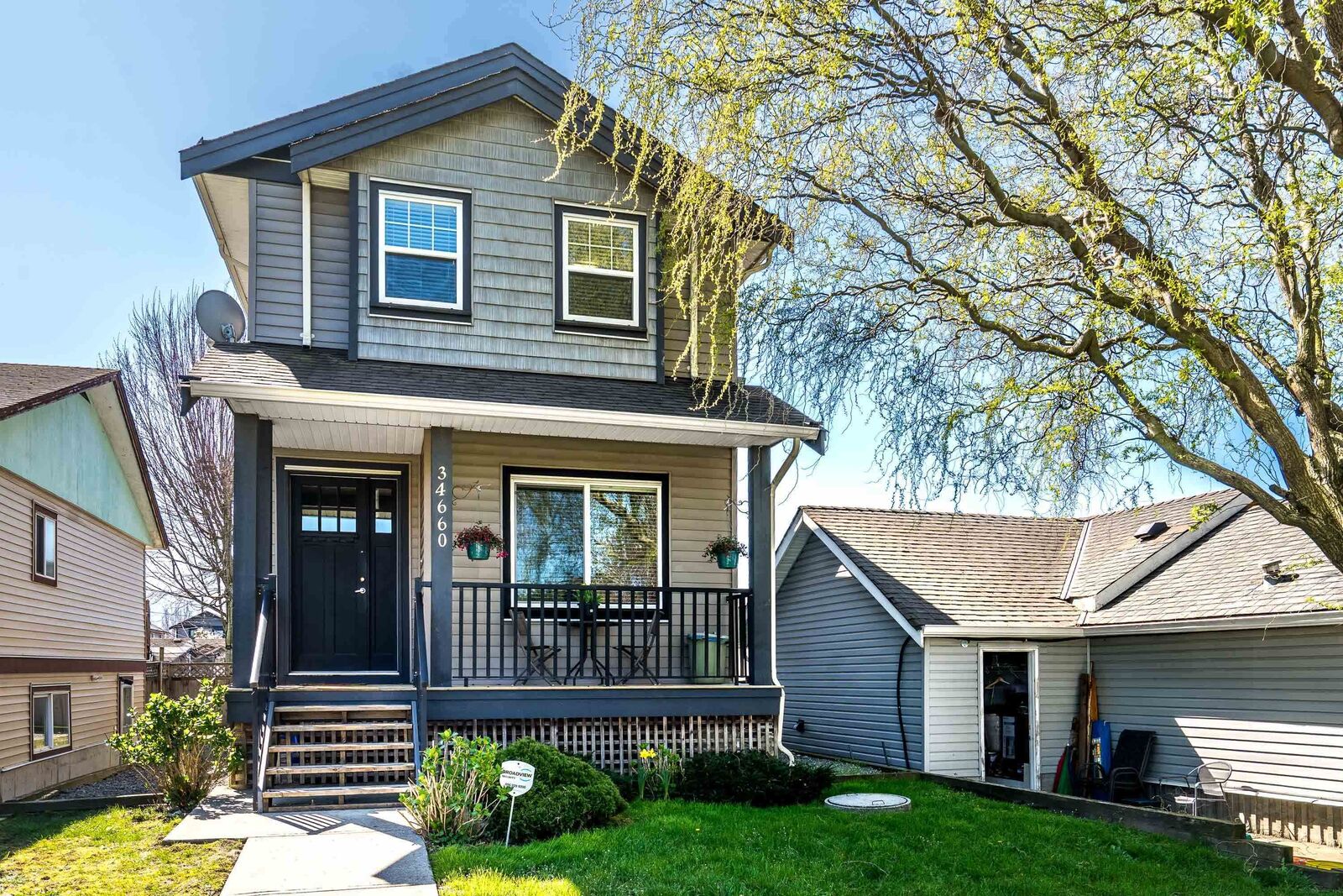 Property Photo: 34660 4th Avenue BC V2S 8B8