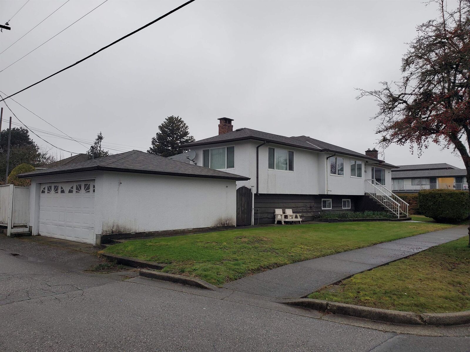 Property Photo: 6505 Wales Street BC V5S 2R4