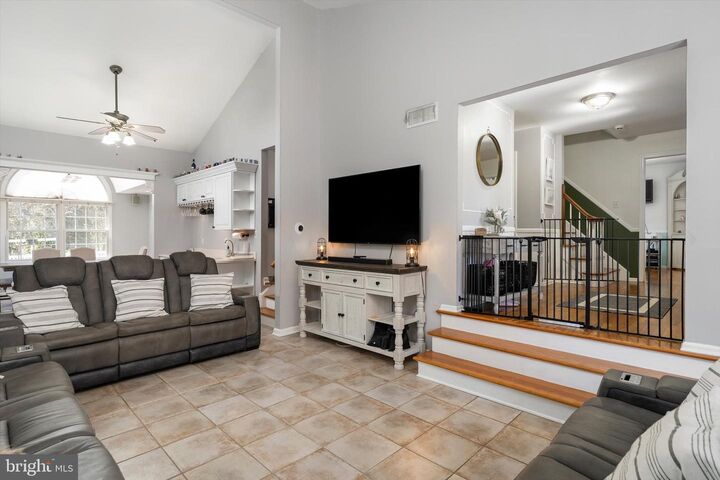 Property Photo:  4 Twain Drive  NJ 08501 