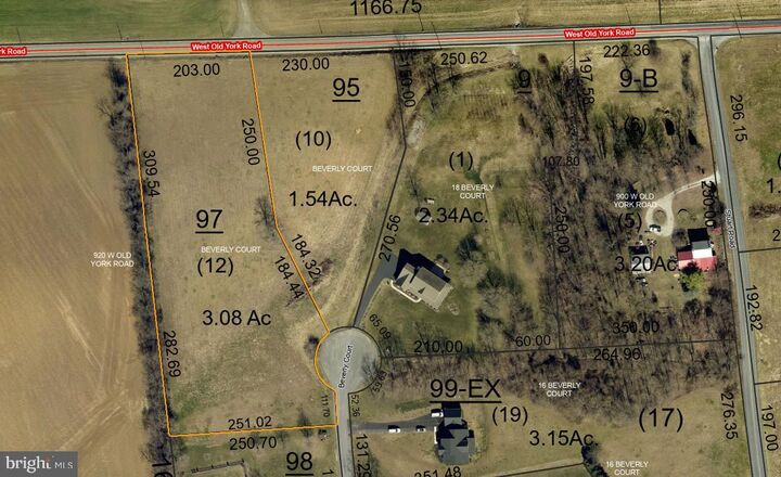 Property Photo:  11 Beverly Court  PA 17015 