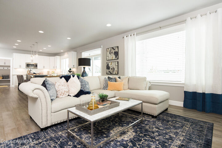 Property Photo:  2073 W Platte Ave  ID 83854 