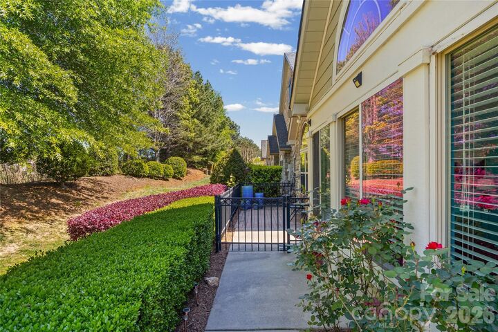 Property Photo:  768 Ledgestone Court  SC 29708 