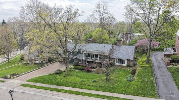Property Photo:  509 Larchmont Drive  OH 45215 