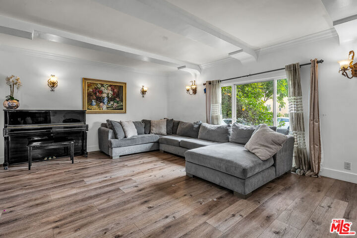 Property Photo:  449 N Ogden Dr  CA 90036 