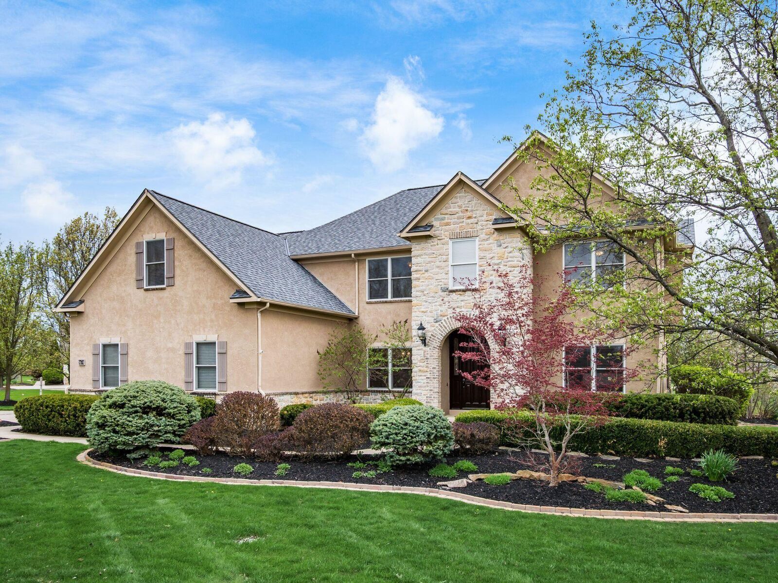 Property Photo:  8674 Filiz Lane  OH 43065 