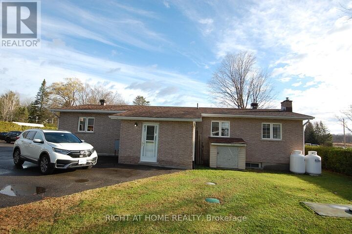 Property Photo: 312 Ramage Road ON K4K 1K7