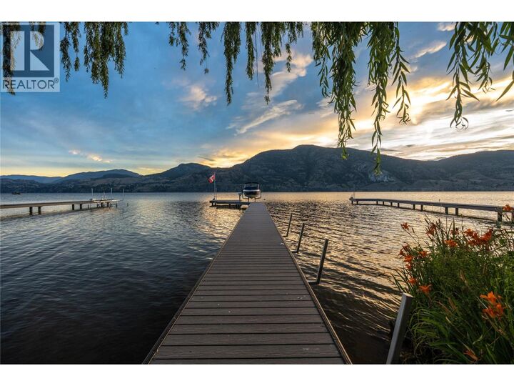 Property Photo: 4589 Lakeside Road BC V2A 8W4