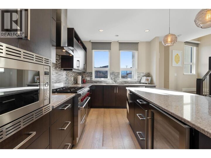 Property Photo: 3756 Lakeshore Road 18 BC V1W 3L4