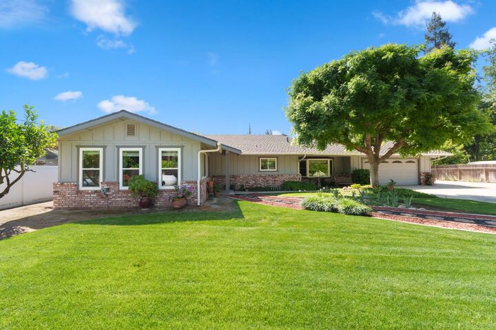 Property Photo:  232 Trout Lake Drive  CA 93657 