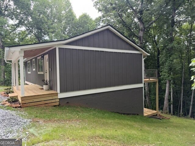 Property Photo:  580 White Pine Circle  GA 30535 