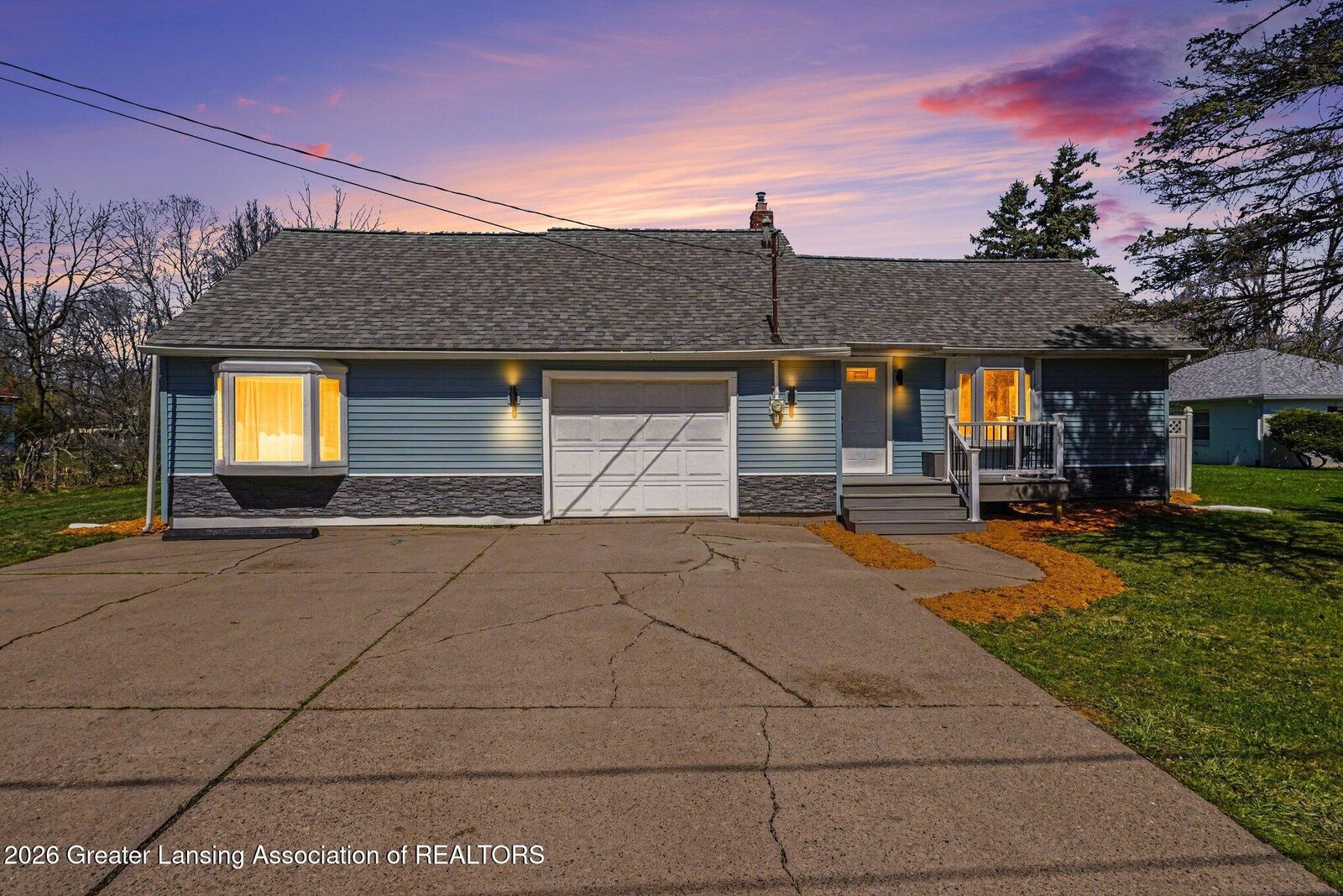 Property Photo:  2328 Haslett Road  MI 48823 