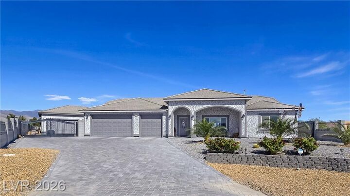 Property Photo:  6611 Parkwood Court  NV 89061 