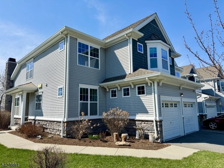 Property Photo:  5 Indigo Rd  NJ 07840 