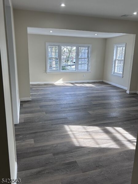 Property Photo:  22 Cross St  NJ 07088 