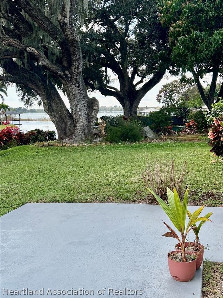 Property Photo:  136 Forever Avenue  FL 33852 