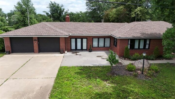 Property Photo:  411 S Hillcrest Drive  MO 64469 