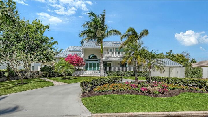 Property Photo:  476 Meadow Lark Drive  FL 34236 