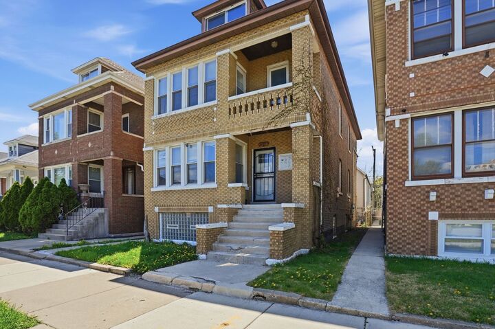 Property Photo:  7230 S Talman Avenue  IL 60629 