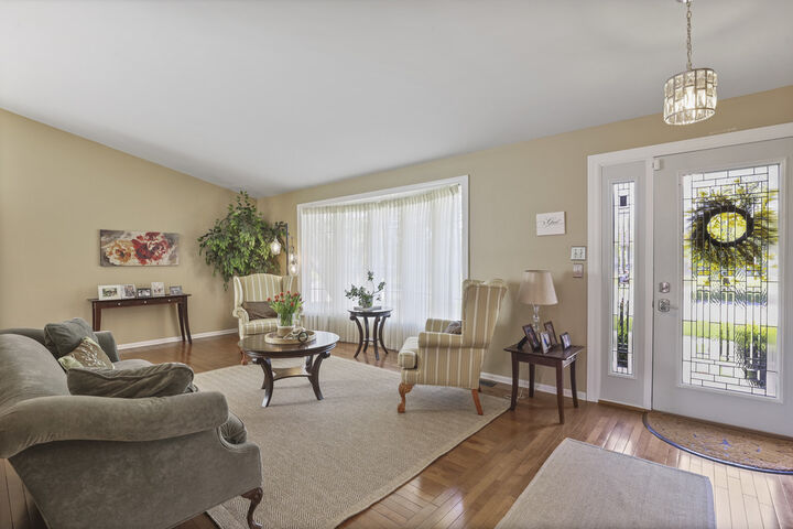 Property Photo:  17028 Redwood Court  IL 60487 