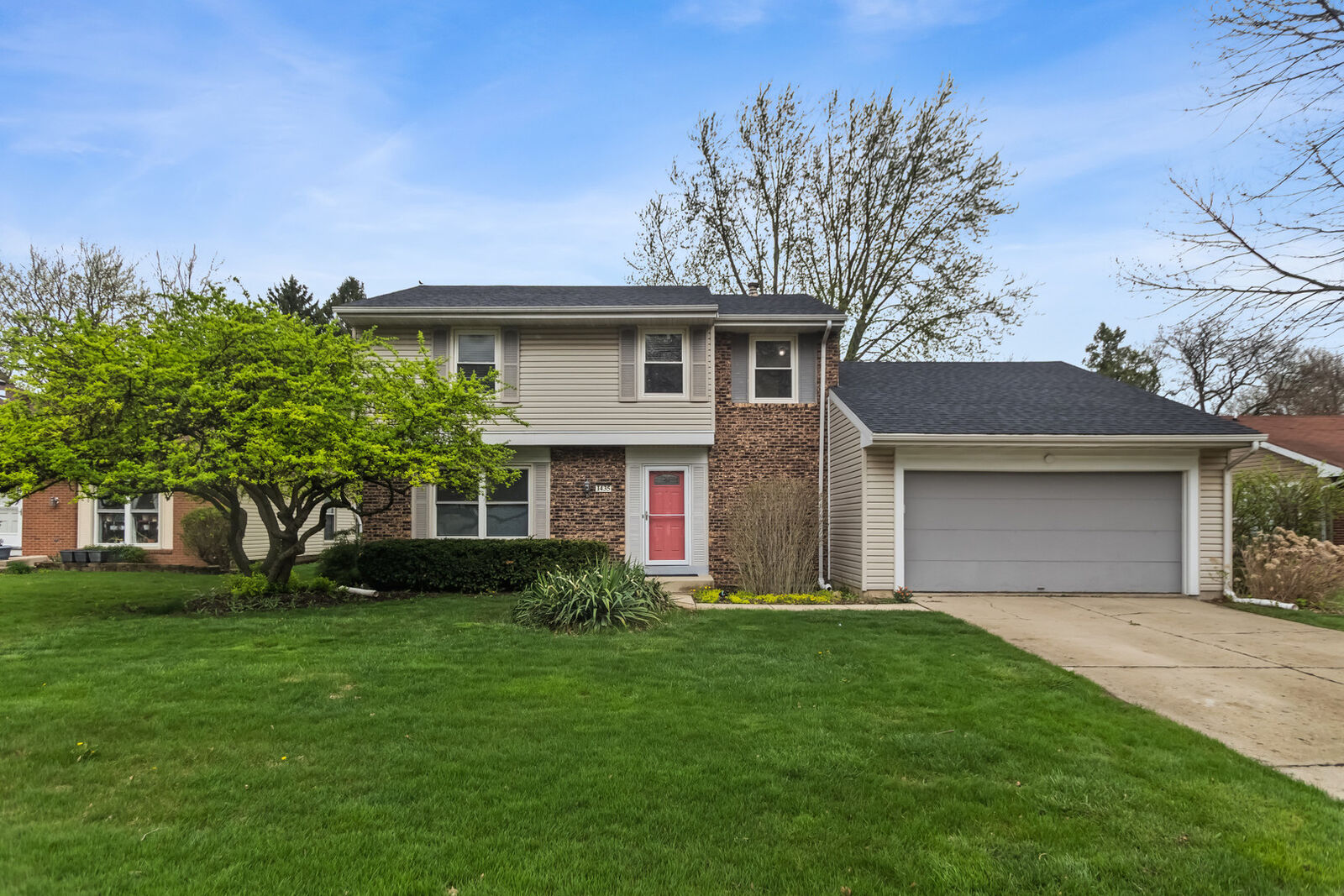 Property Photo:  1435 Sunnybrook Drive  IL 60540 