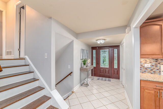 Property Photo: 21W021 Marlborough Lane IL 60148