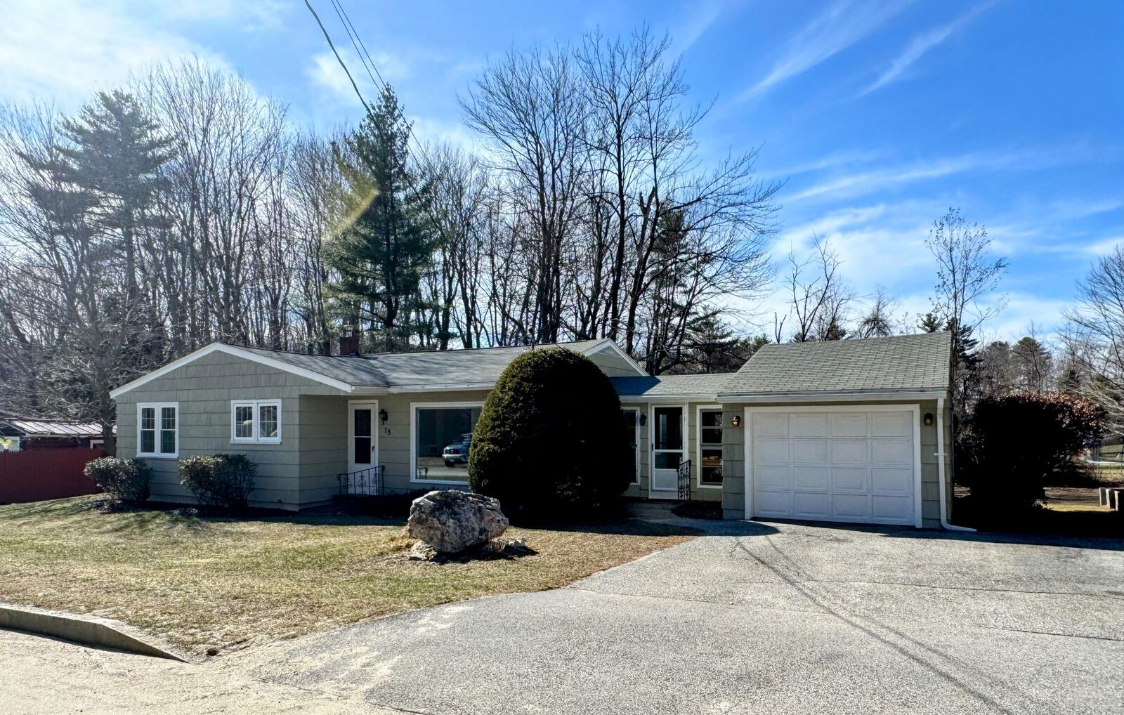 Property Photo:  15 Moore Avenue  ME 04210 