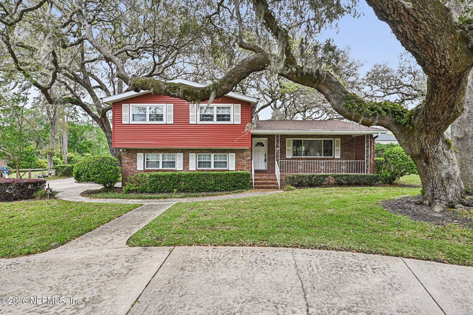 Property Photo:  8507 Synhoff Drive  FL 32216 