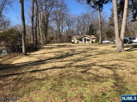 Property Photo:  19 Crescent  NJ 07470 