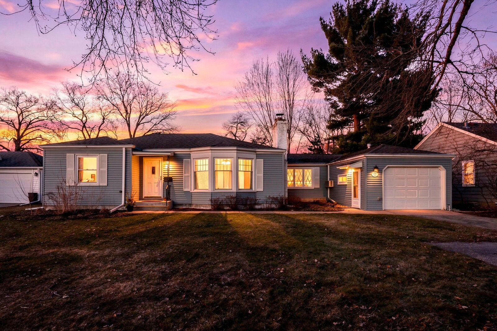 Property Photo: 7027 Newton Avenue S MN 55423